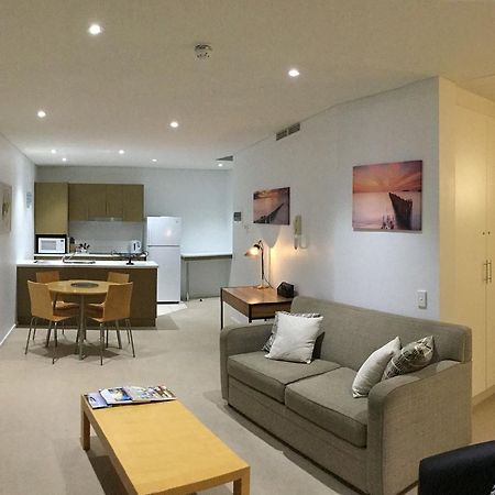 Wallaroo Marina Waterfront Luxe Apartment Εξωτερικό φωτογραφία